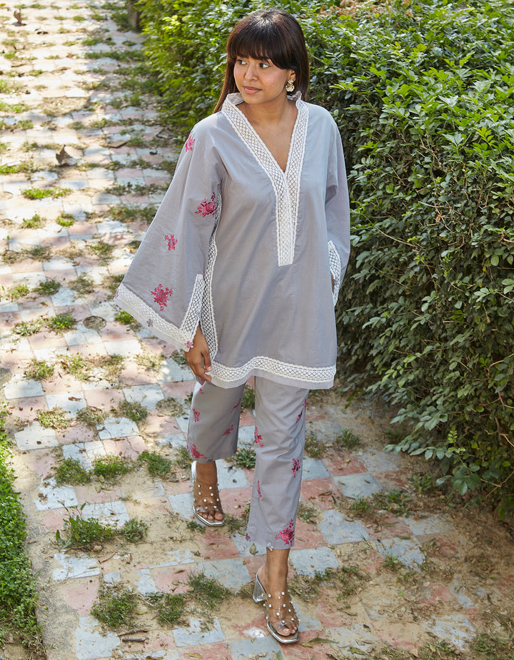 Ocean breeze [Mausam]
